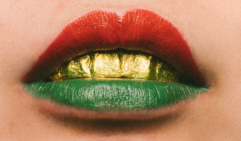 red and green lipstick