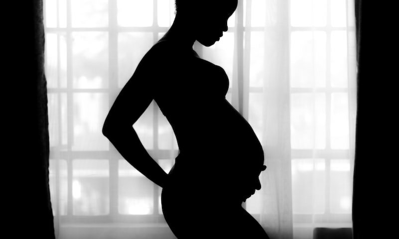 silhouette of pregnant woman